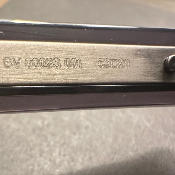 Bottega Venetta Black Round sunglasses - Picture 8 of 8